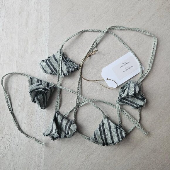Beautiful Krista Larson Linen Ginko Necklace New